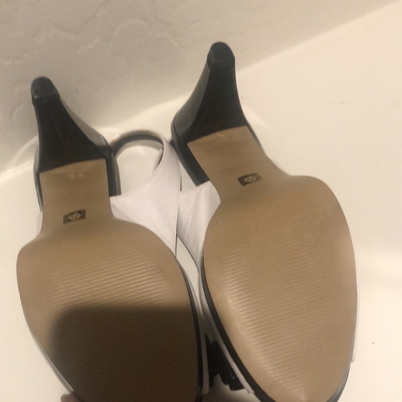 Leather upper Black/white sling back open toe platform high heel, black bow - Picture 3 of 6